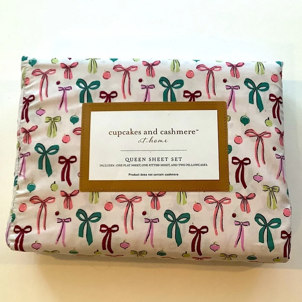 Cupcakes and Cashmere Multicolor Bows Queen Sheet Set New